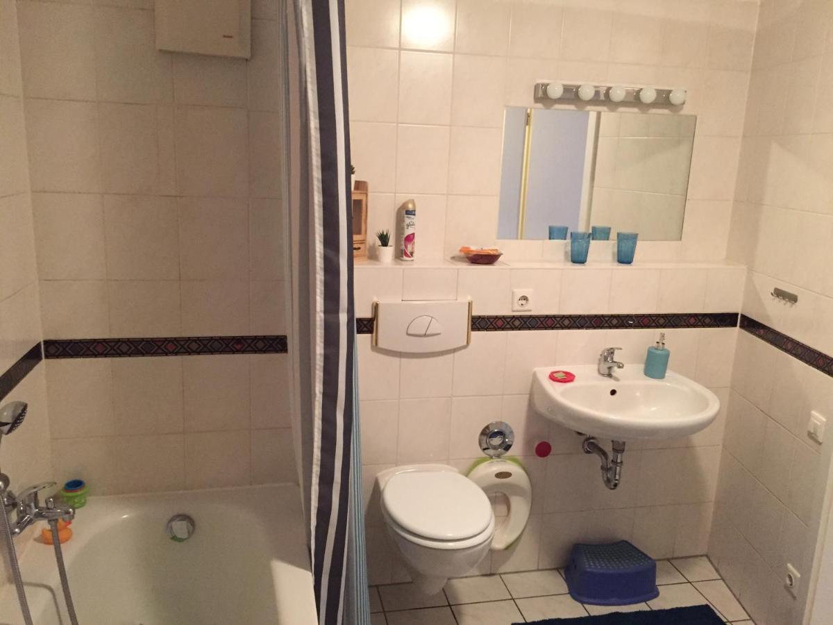 Familienfreundliche Unterkunft Am Puls Der Stadt Leipzig Exteriör bild